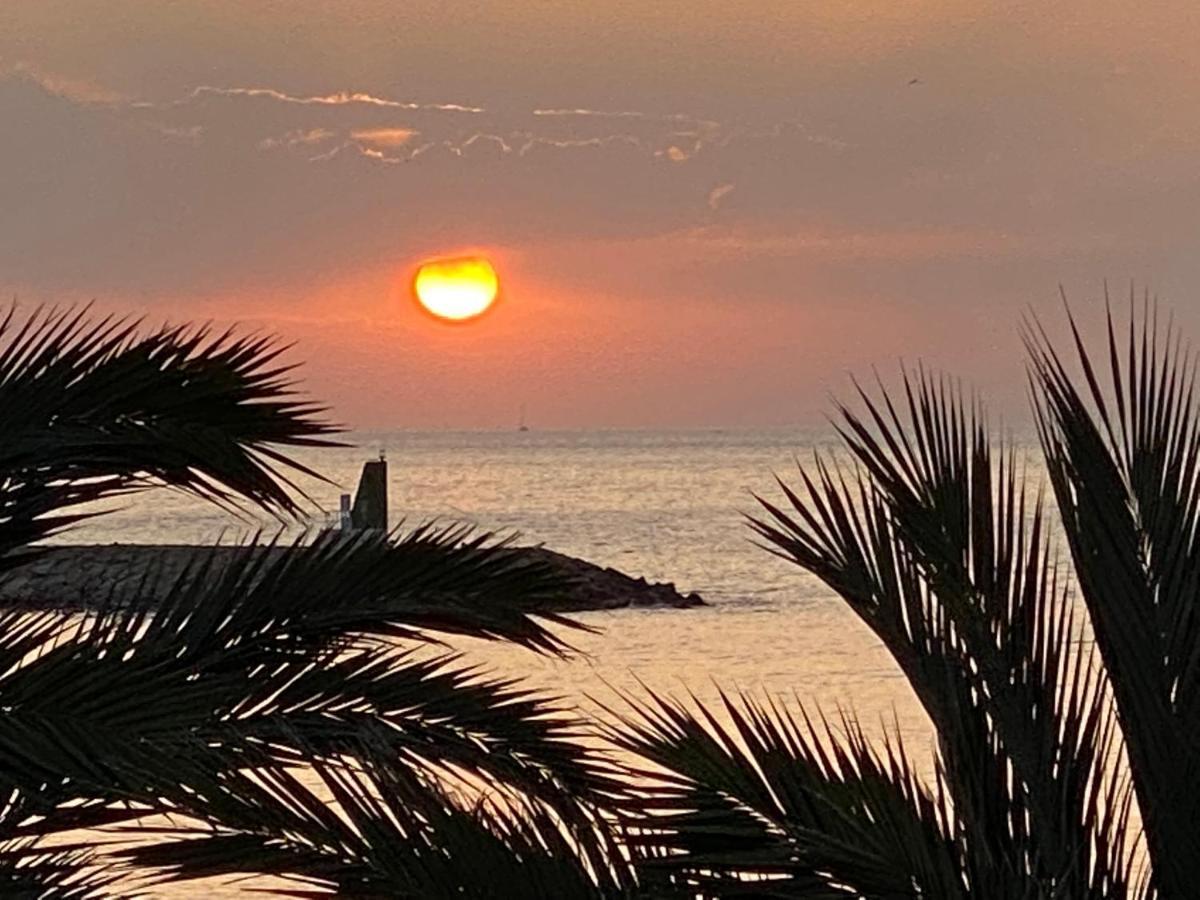 Apartamento Frente Al Mar En El Campello Buitenkant foto